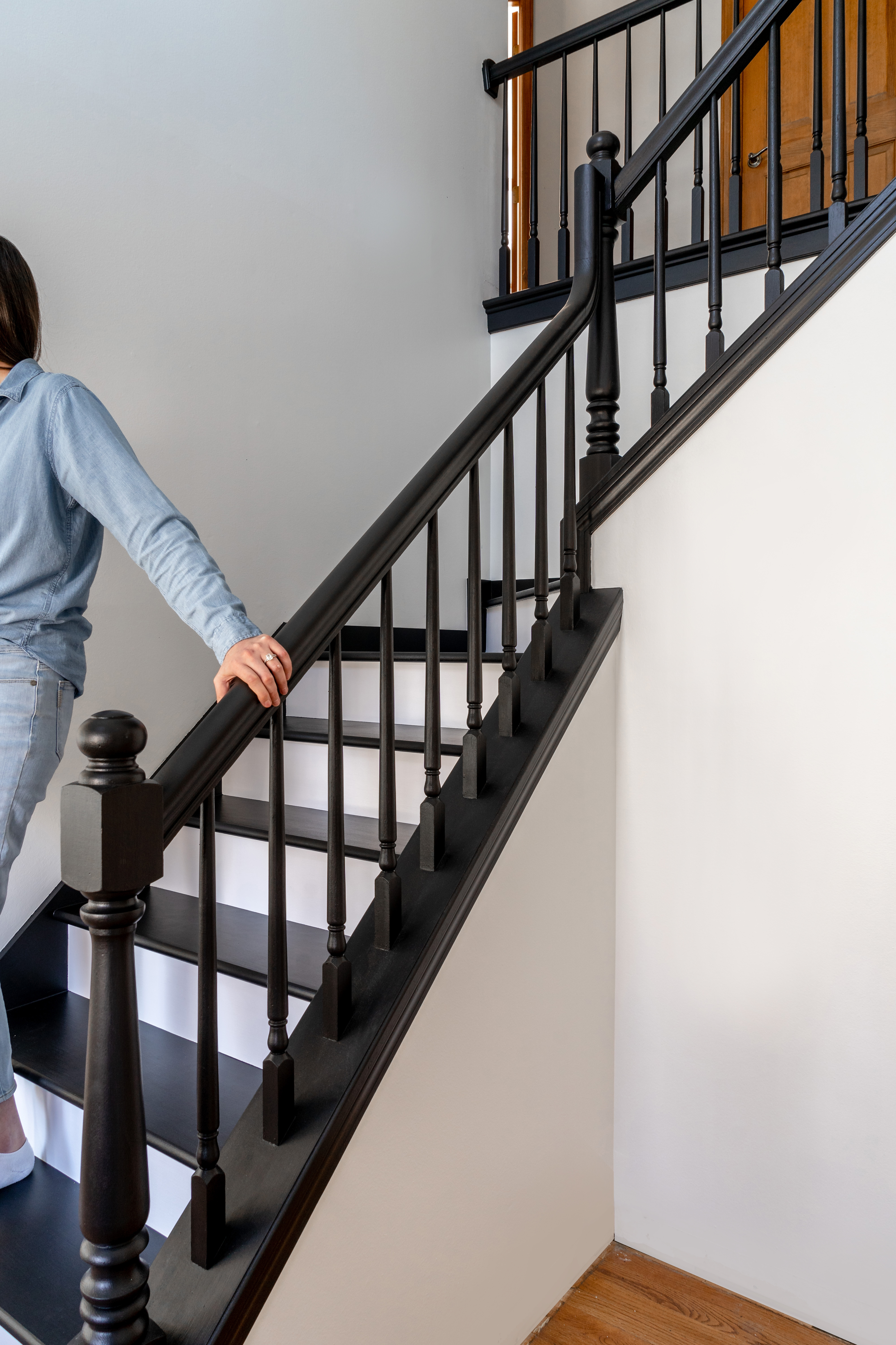 PAINTING OUR STAIR BLACK & WHITE