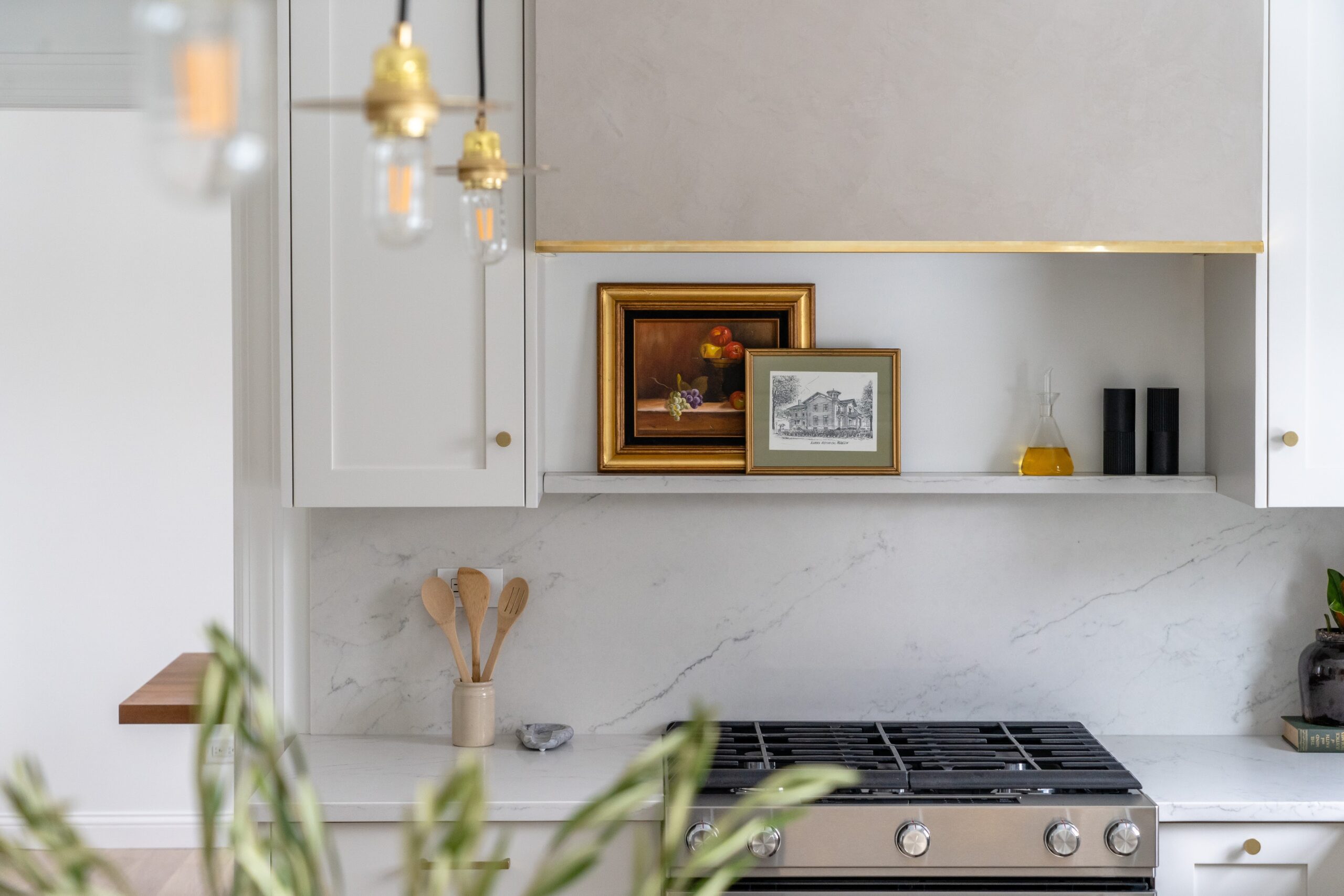 range hood styling