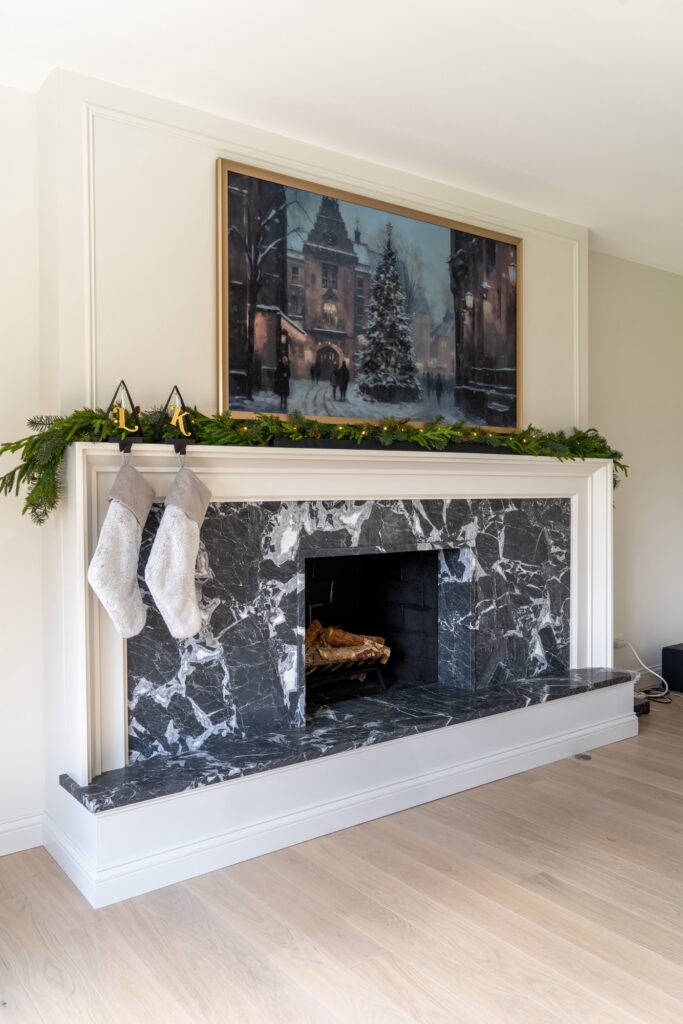 christmas decor fireplace mantel